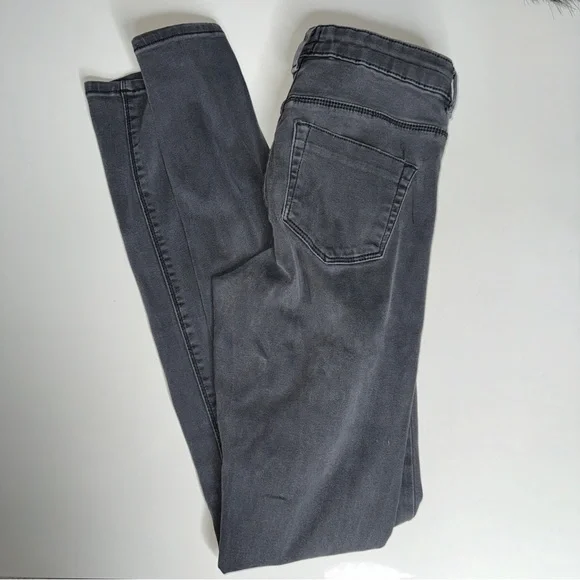 ASOS Ripped Jeans - Picture 2 of 5